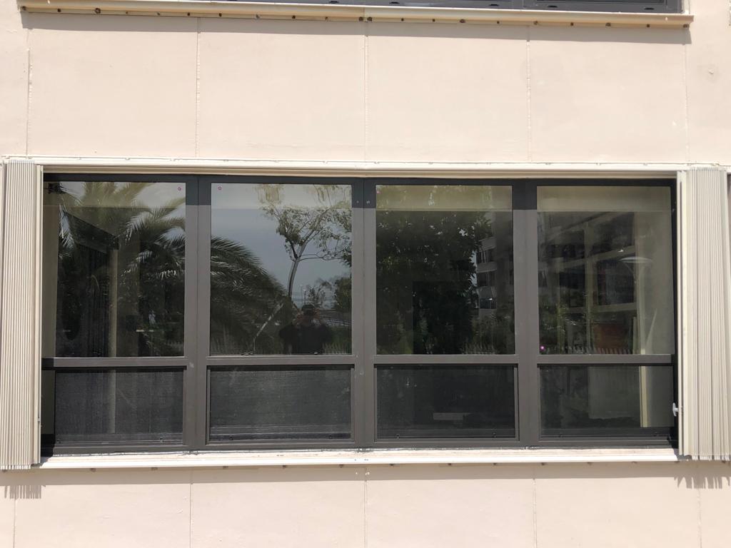Hurricane Impact Windows in Jacksonville Beach, Florida - guide article
